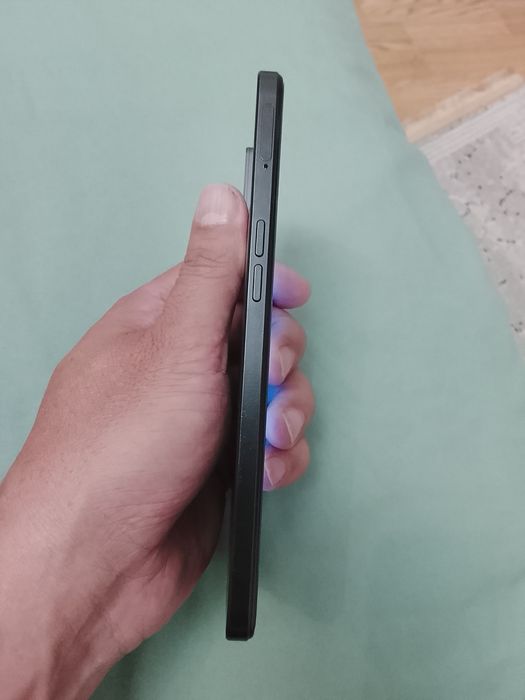 Продам Oppo Reno 7