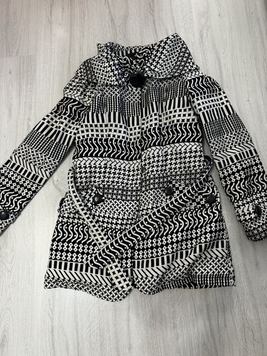 Palton dama model deosebit