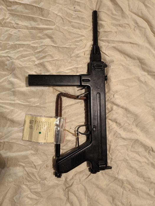 Обезопасен картечен пистолет  Madsen. Деактивирана пушка,