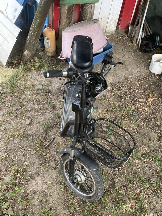 Vând scuter electric Volta VSW cu acte inregulă 2.000 de RON
