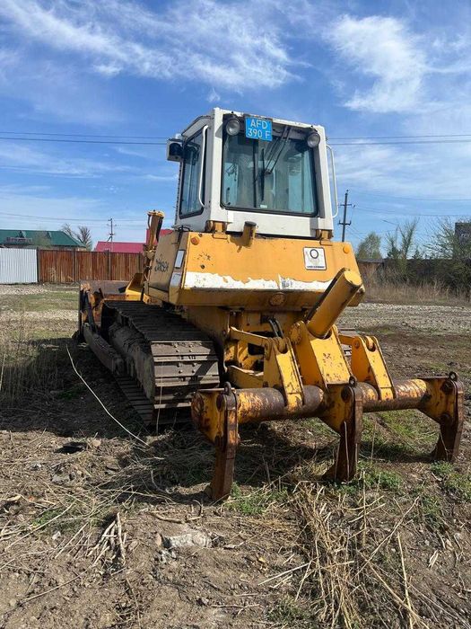 Продам Бульдозер