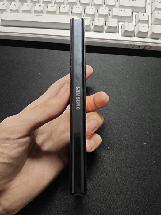 Samsung galaxy z fold 5 12/512