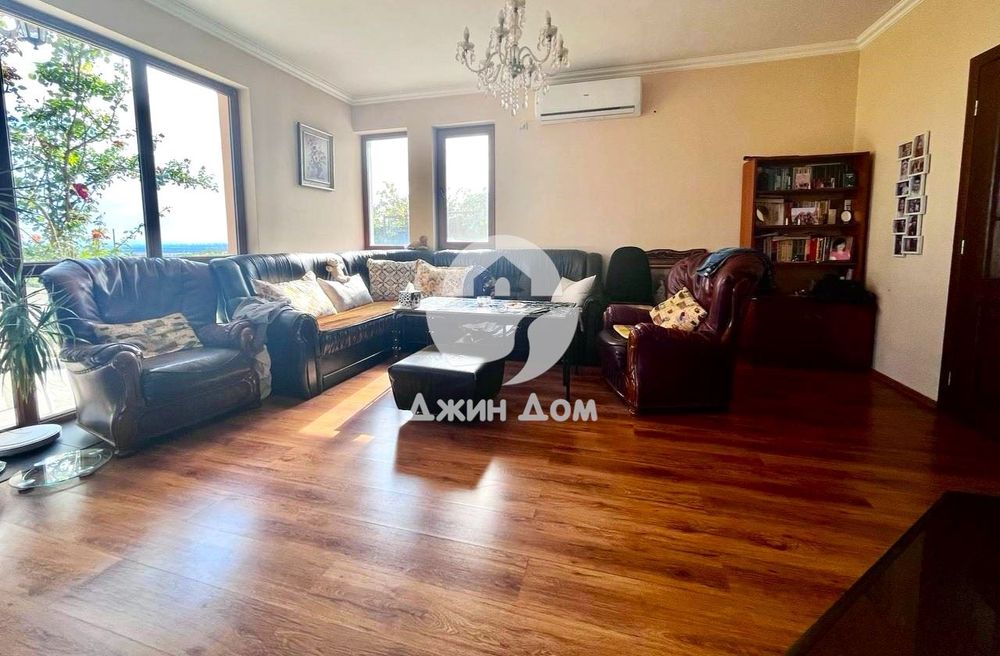 Продава се Къща в с. Лъка, Област Бургас - 170 кв.м за 1324 €/кв.м - Снимка #1