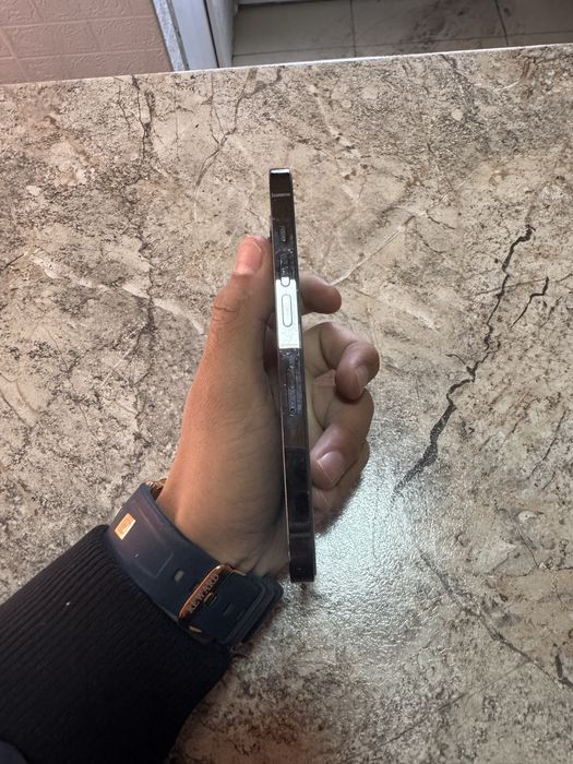 Айфон 14 про.       .