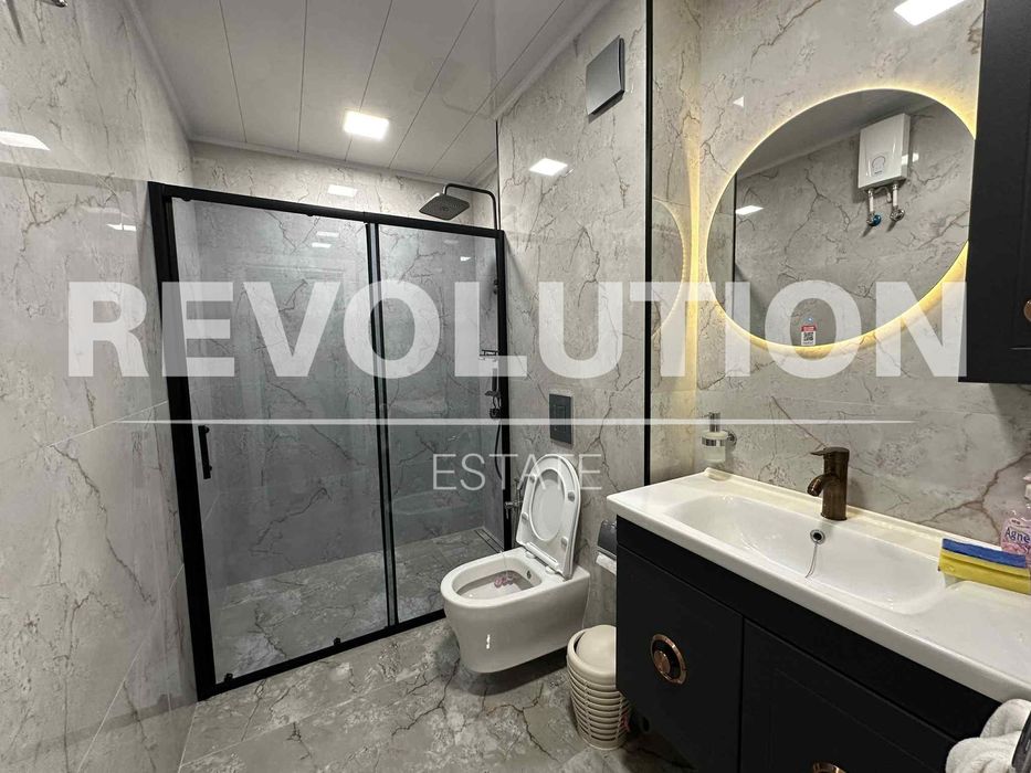 Дава се под наем Двустаен апартамент в Пловдив, Христо Смирненски - 80 кв.м за 700 € - Снимка #7