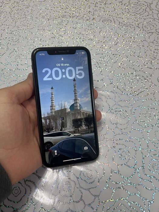 iPhone 11 память 128г Акб 72 без ремонта
