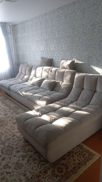 Диван в хорошем состоянии