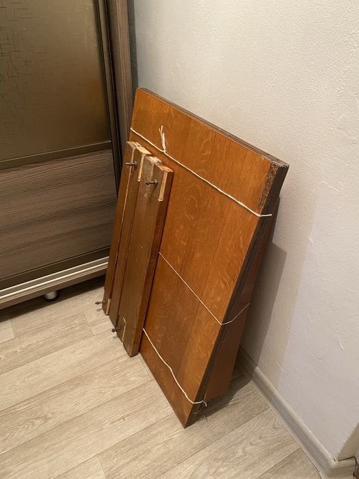 Отдам даром стол