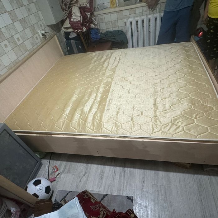 Продам кровать отличного качество
