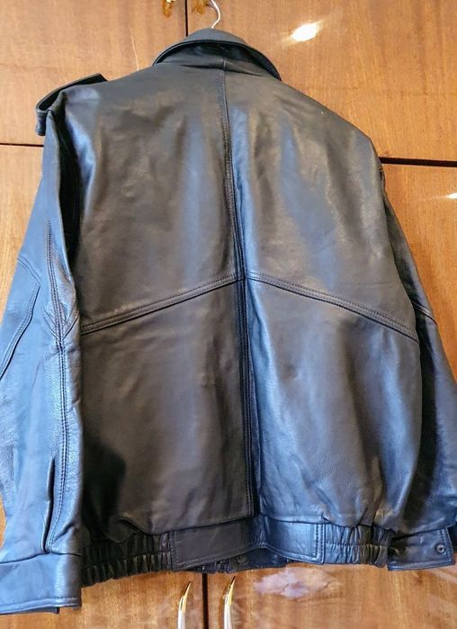 Черно яке от естествена кожа