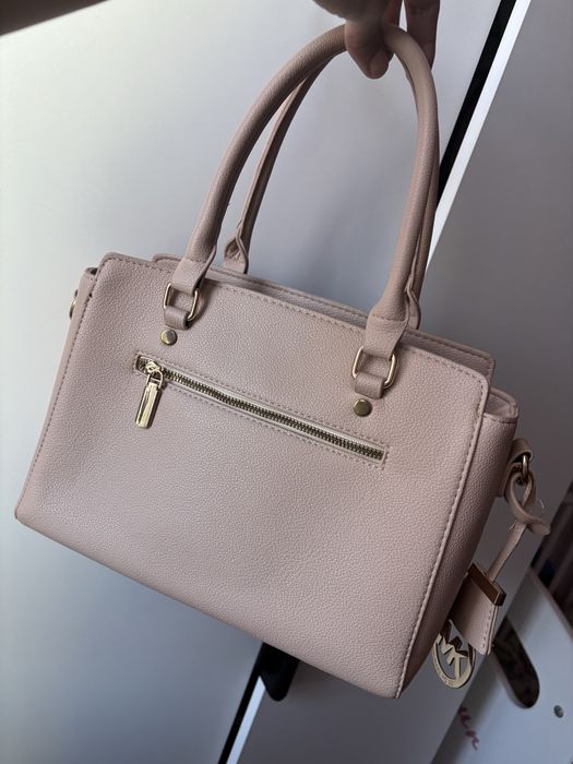 Продам сумку женскую