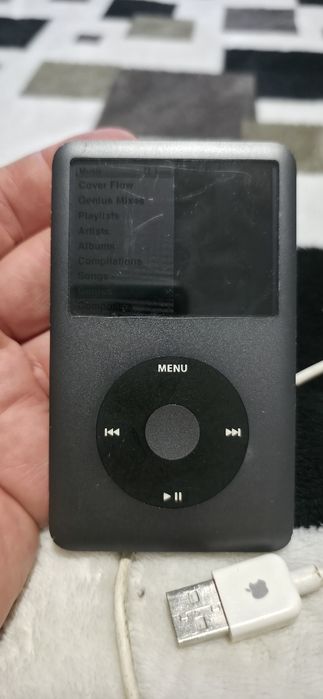Ipod classic generația 6 de 160 GB