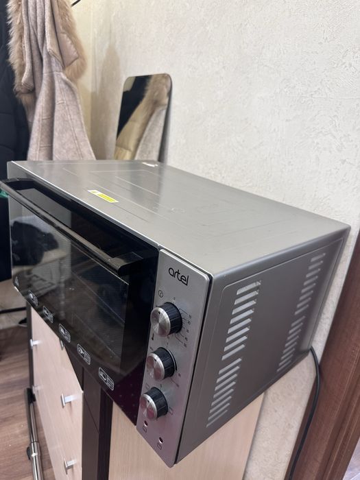 Продам духовку 50л