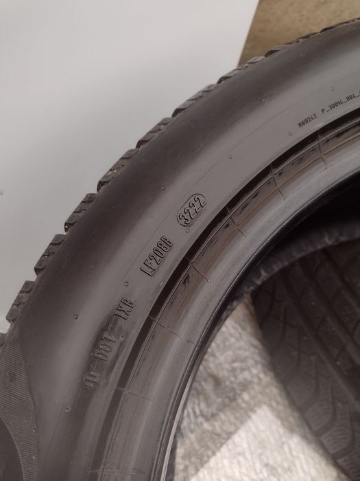 Pirelli PZW MO. 4бр.235/50/19 дот3722