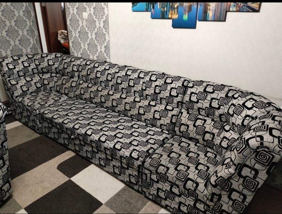 Продам диван   из 6 предметов