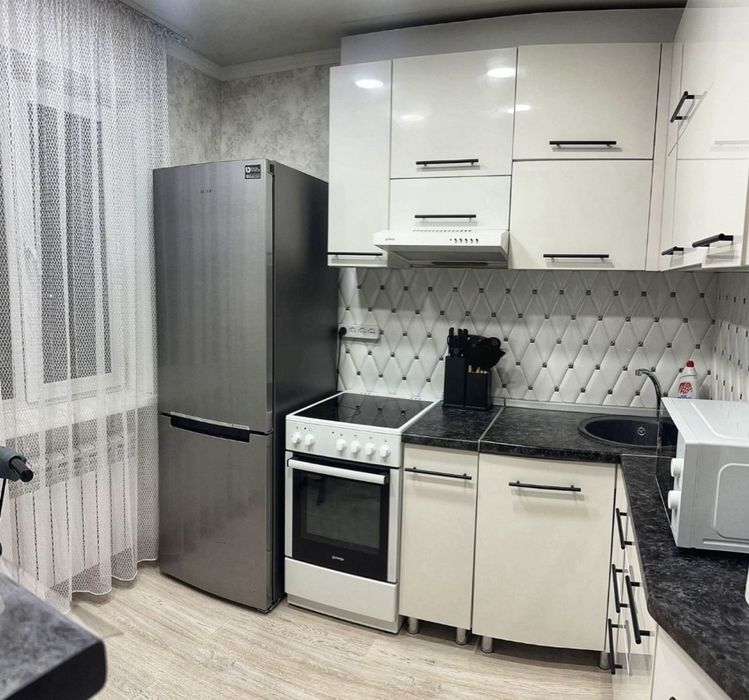 Сдается 1 ком квартиру посуточно Тауелсиздик