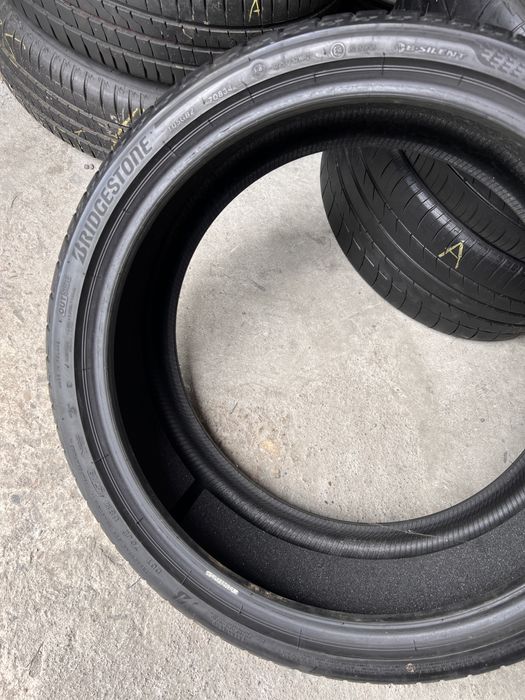4 anvelope vara 255/35/21 , Bridgestone !