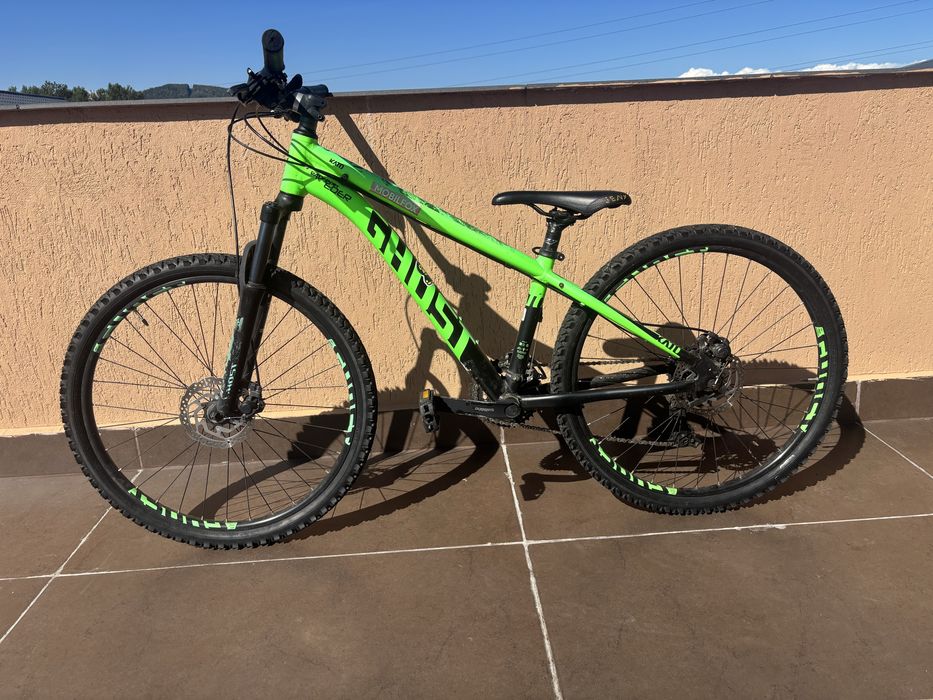 Bicicleta Ghost.