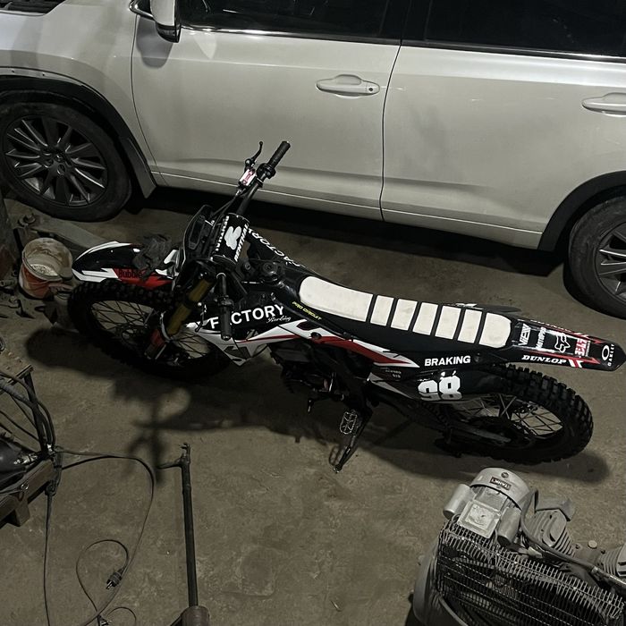 Продам эндуро 300