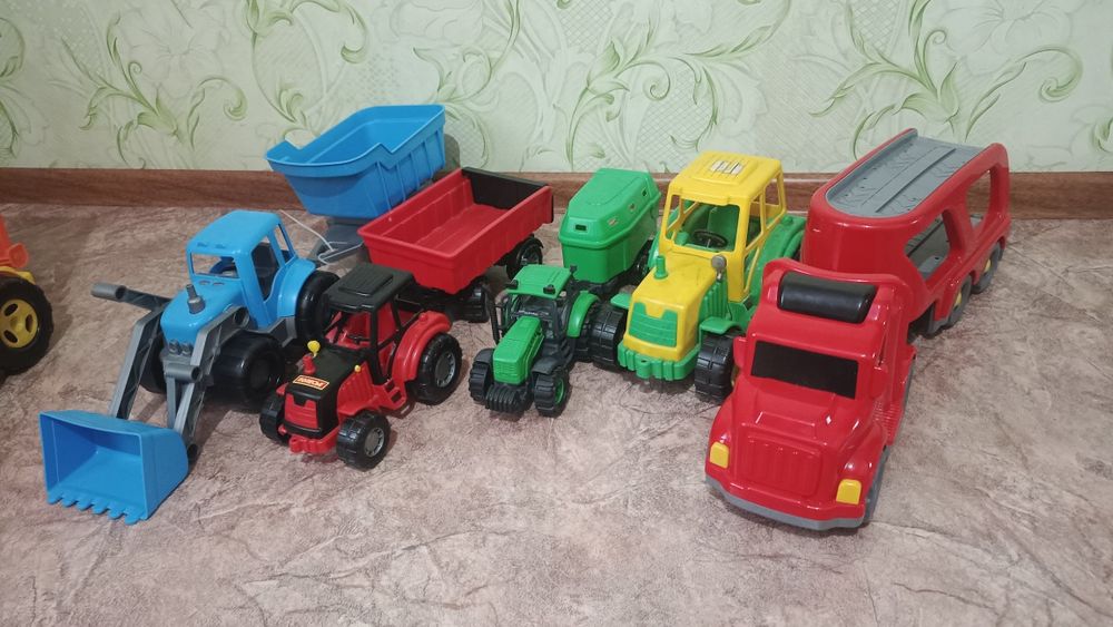 Продам машинки все или ПО отдельности