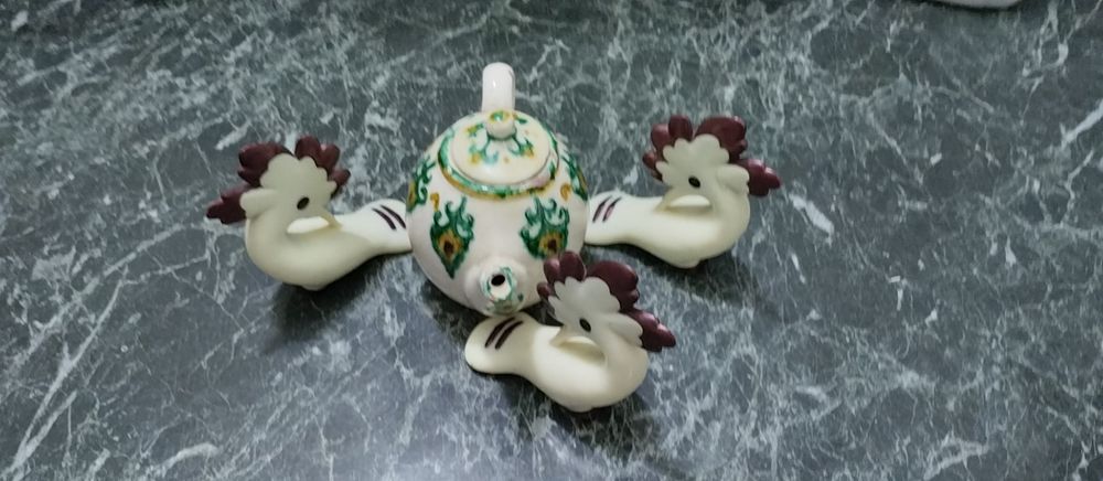 Пластмассовые скульптуры