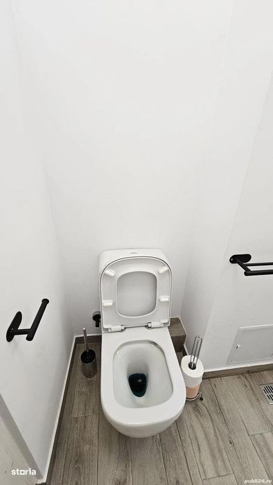 Apartament 3 camere-Spitalul Judetean-Girocului