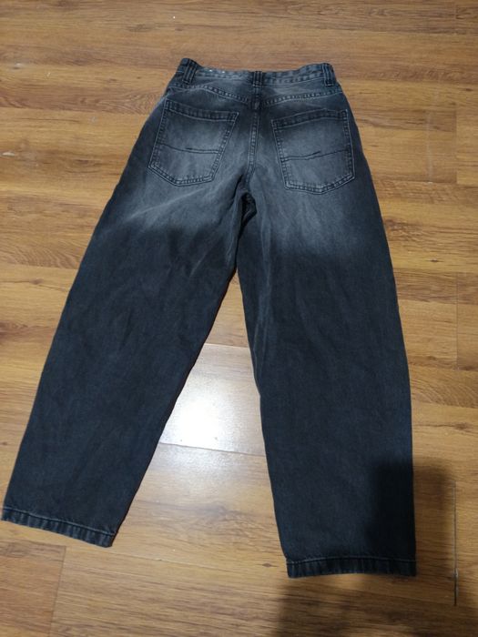 Blugi Bershka Baggy