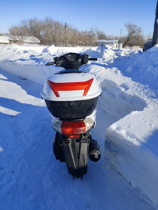 Продам скутер м11
