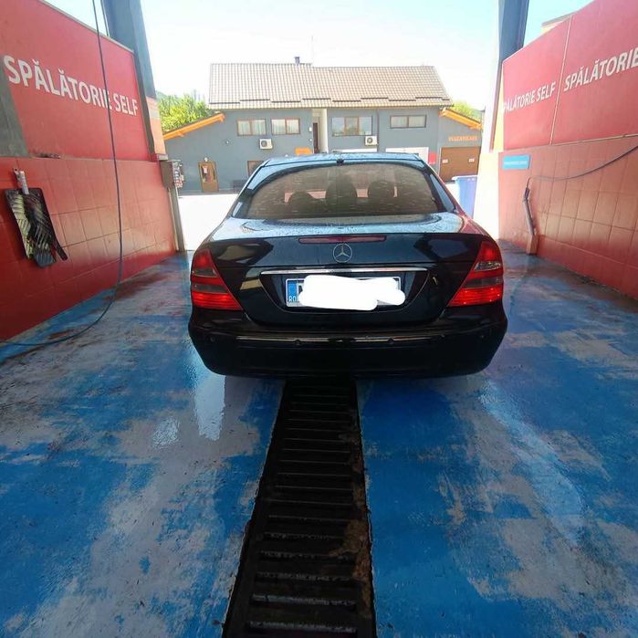 Vând Mercedes E class 2005 1,8 benzina 170 cai