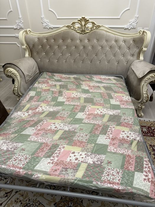 Диваны из дерева