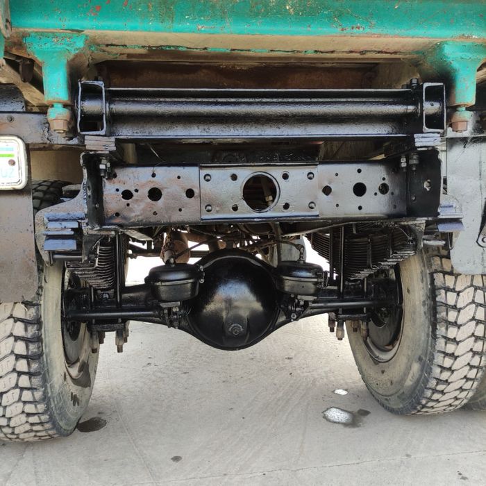 Samosval sotiladi, ideal holatda, 5 ta yangi gaz balloni bilan!