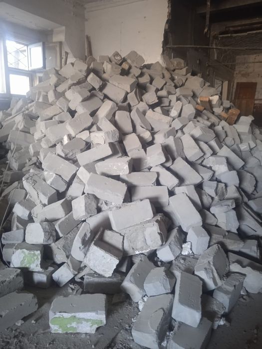 Кирпич силикатный б/у