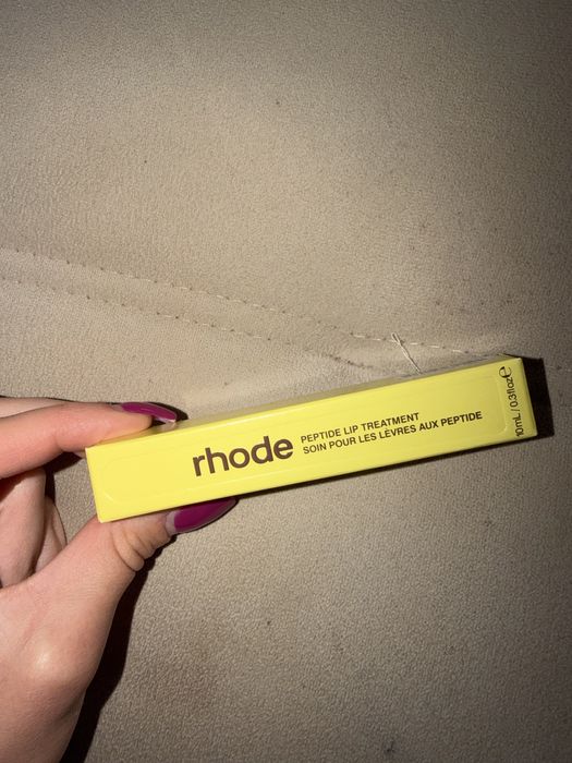 Rhode Lip Peptide Treatment- Caramelized Banana