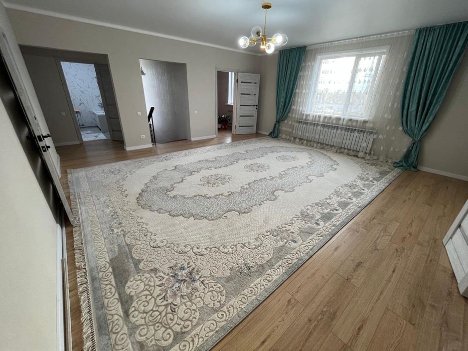 Продам коттедж в Мичурине