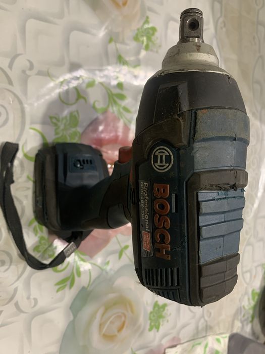 Bosch GDS 18V-300/гайковерт