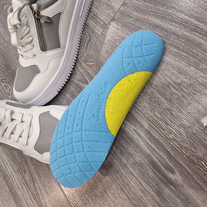 Продам кроссовки sursil ortho!