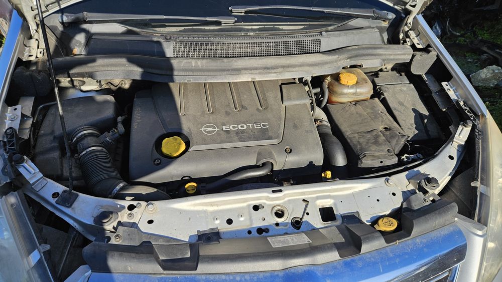 Opel Zafira B - 2008г.- 1.9 cdti - 120ps.на части
