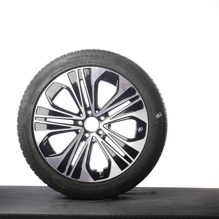 Комплект 4броя Continental 245/45R19 102H DOT 3823 | Джанти 8.5Jx19 H2 ET35,5 A2144012300 | Гуми и джанти