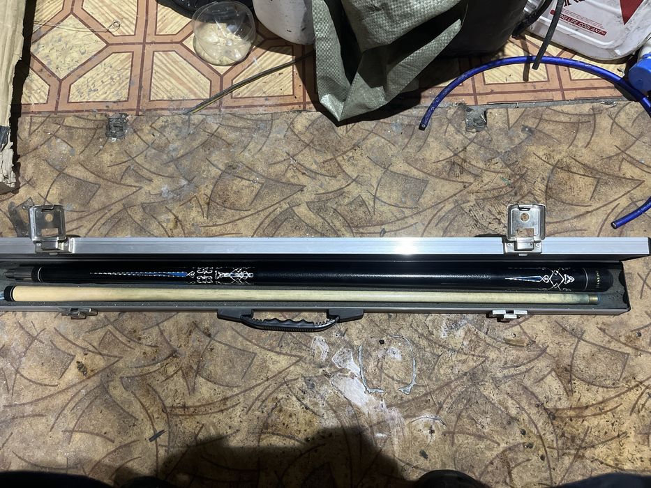 Продам бильярдный кии