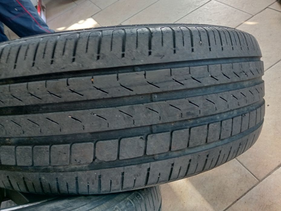 Vând set de jante +anvelope de vara 235/65/R17 , DOT 2019