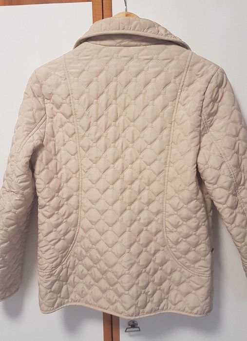 Леко, тънко дамско яке, М размер