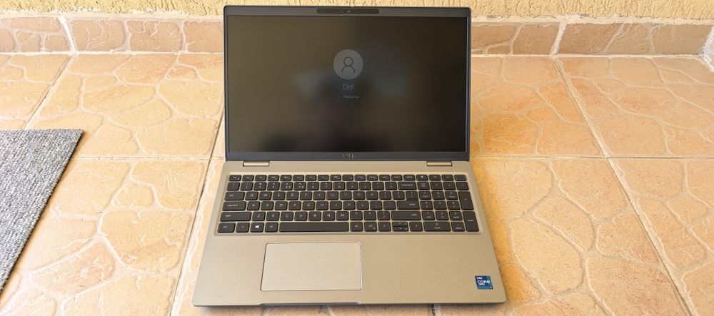 Laptop Dell 5521_15.6"FHD IPS_i7-11850H gen 11 vPRO__16GB DDR4__512GB SSD_ca NOU__