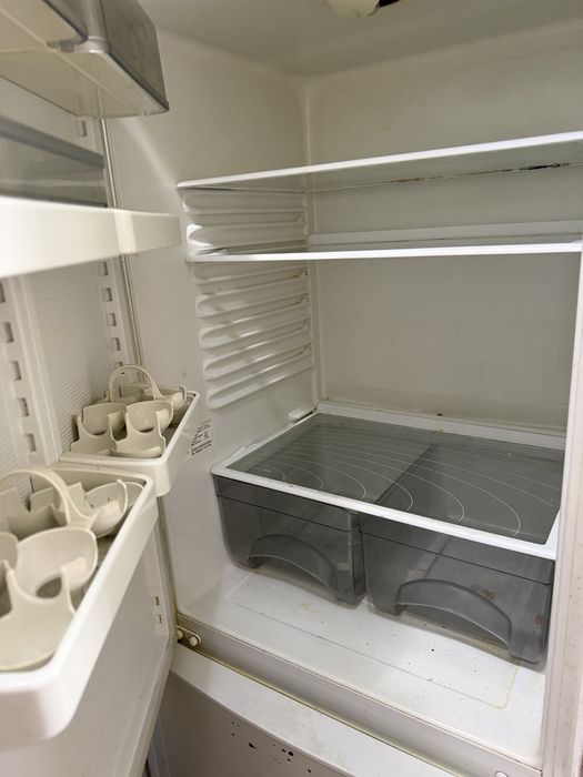 Холодильник Атлант не новый