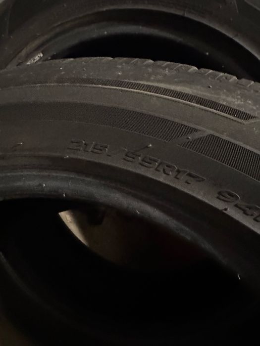 Продам резину две пары