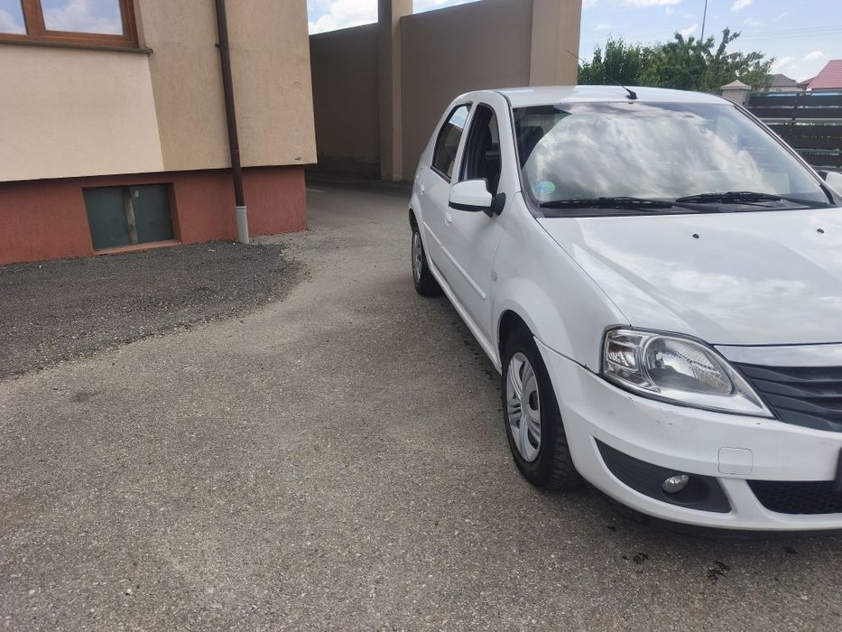 DACIA Logan 2012 — imagine 2