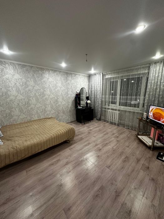 Продам 2хком квартиру район Пирамиды.