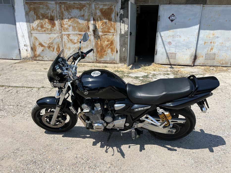 Motocicleta Yamaha XJR 1300