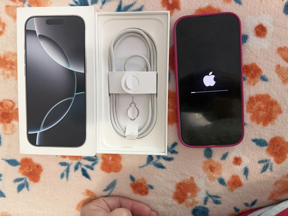 Iphone 16 pro white titanium,128gb