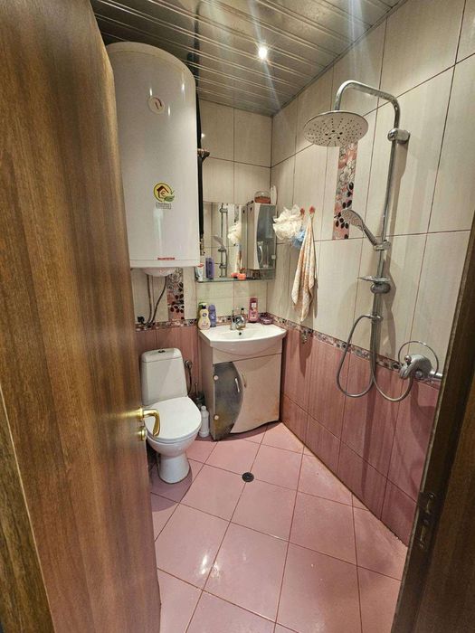 Дава се под наем Тристаен апартамент в Варна, Лятно кино Тракия - 90 кв.м за 750 € - Снимка #9