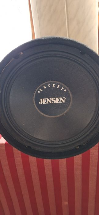 180 lei  Subwoofer Jensen Rocket 1200